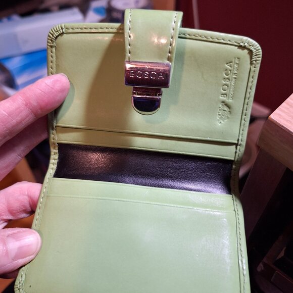 Women's Bosca Leather Credit Card Small Wallet - Picture 3 of 3